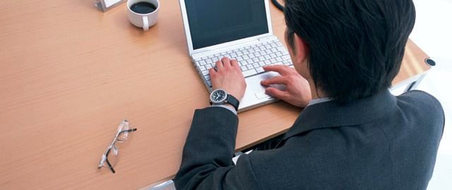 人気ランキングなどをヒントに、プロバイダ選び。